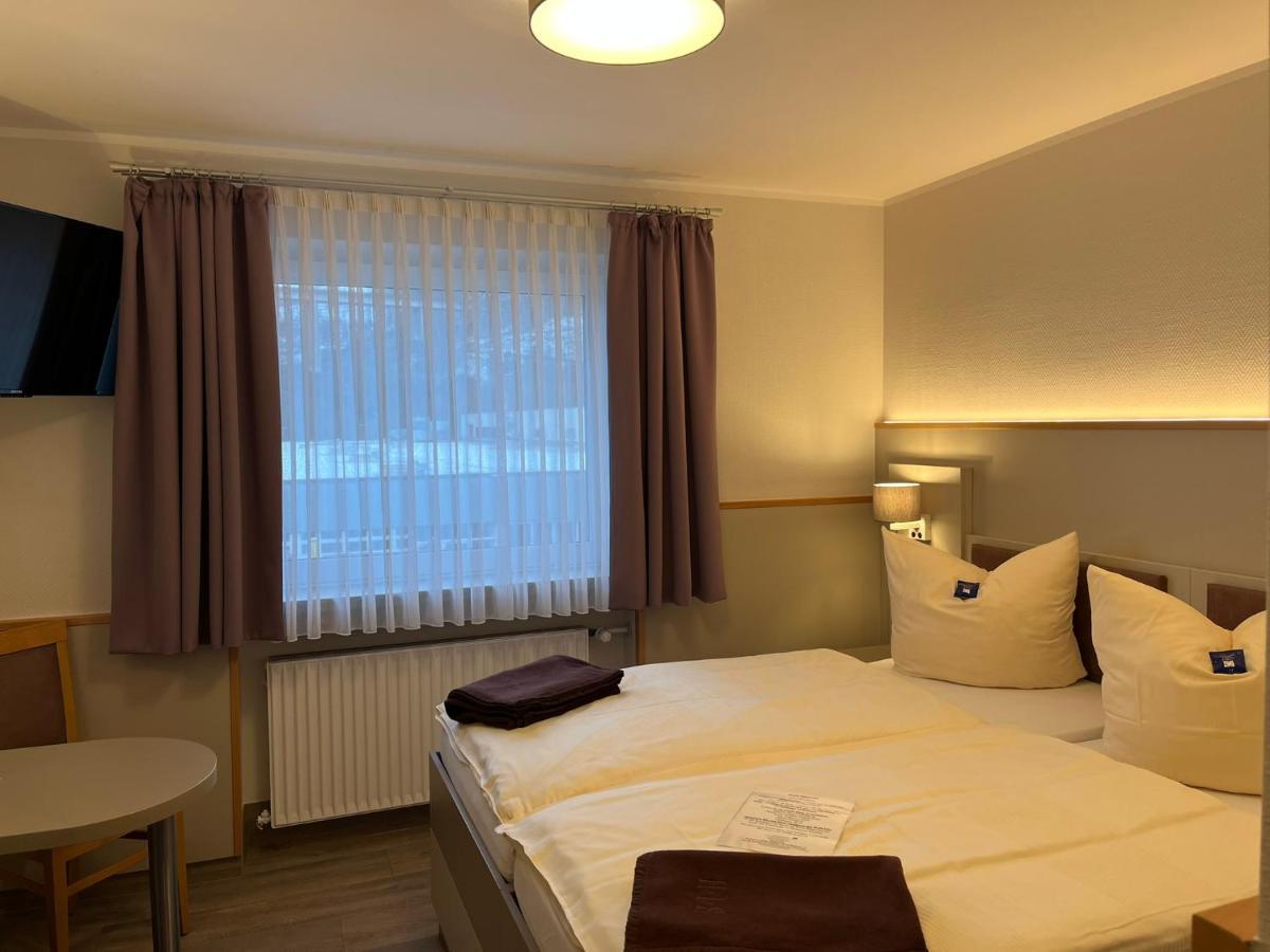 Stadt-Gut-Hotel Siegboot Siegen Esterno foto